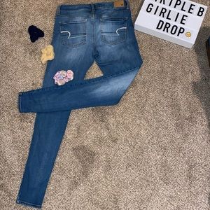 Size 8 SUPER STRETCH AE JEANS